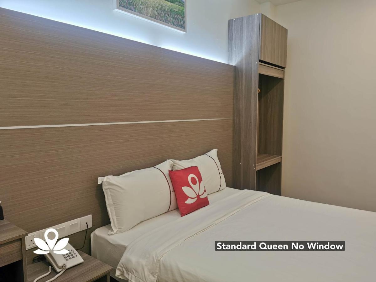 Zen Rooms Ambassador Residence Bintulu Exterior photo