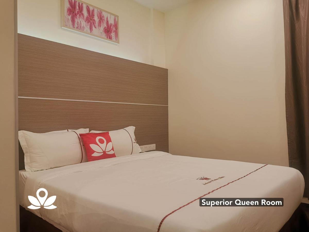 Zen Rooms Ambassador Residence Bintulu Exterior photo